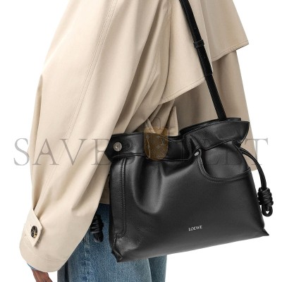 LOEWE PANTA MEDIUM FLAMENCO CLUTCH IN SHINY CALFSKIN A411FC1XBV (30*24.5*10.5cm) LOEWE PANTA MEDIUM FLAMENCO CLUTCH IN SHINY CALFSKIN A411FC1XBV (30*24.5*10.5cm)